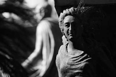Recoleta Statue