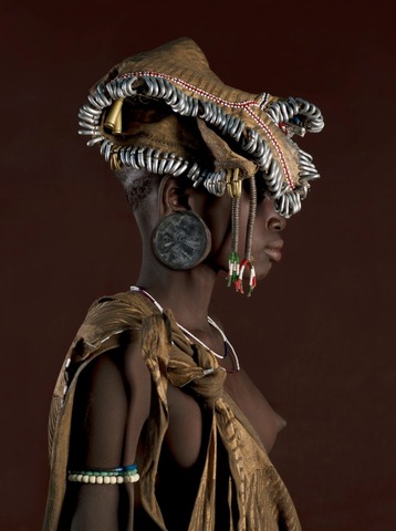 Girl from Ethiopia's Mursi tribe (c) Jaime Ocampo-Rangel
