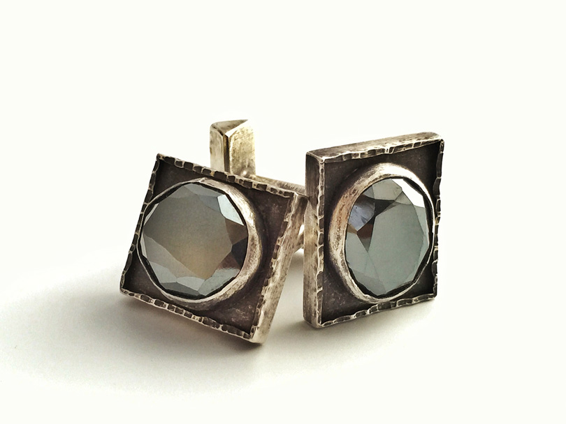 9 Cufflinks