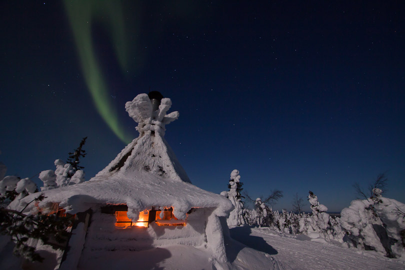 Northern-Lights-scenery-in-Kuusamo
