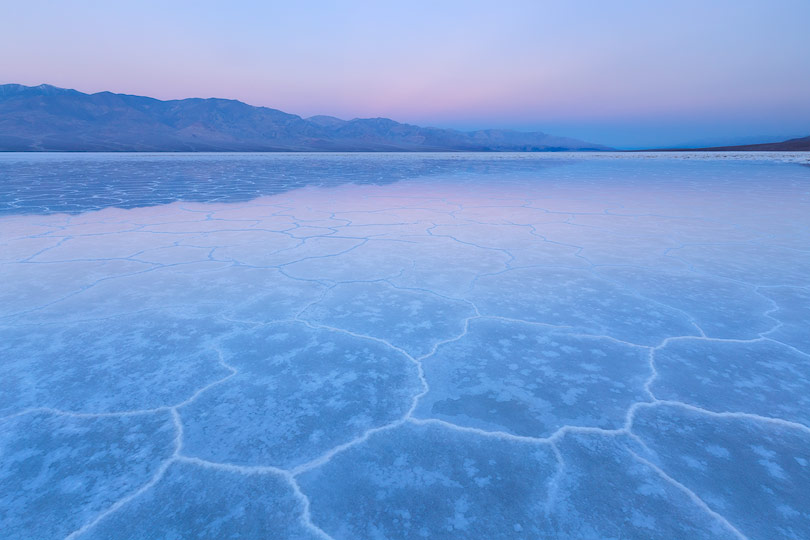 sarah-marino-badwater-basin-twilight-reflections-Death-Valley-810px
