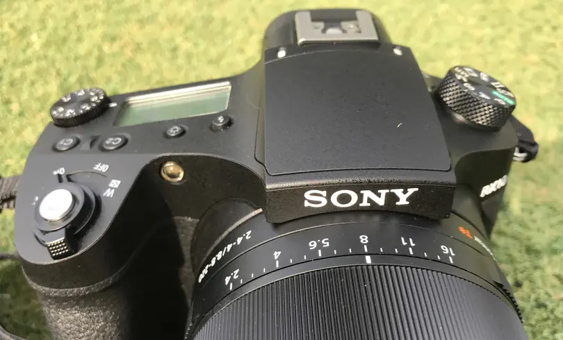 SONY RX10 IV デジタルカメラ Amazon.com: Sony Cyber-Shot DSC-RX10 IV Digital Camera (DSCRX10M4