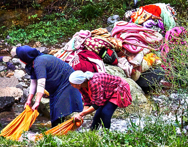 Communal Cloth Washing  