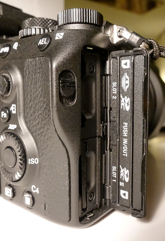 sony a7 iii dual card slot