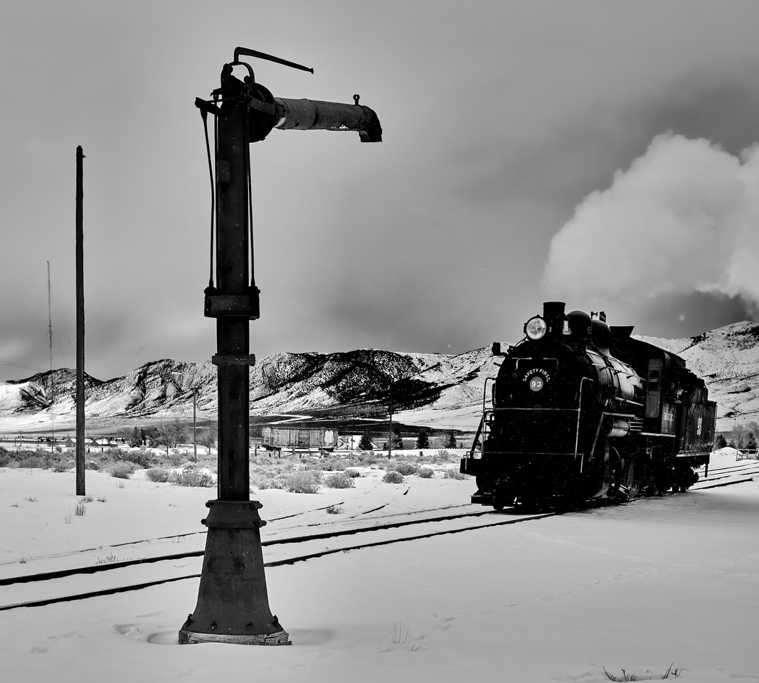 FUJI 50R STEAM ENGINES IN THE COLD OF WINTER
