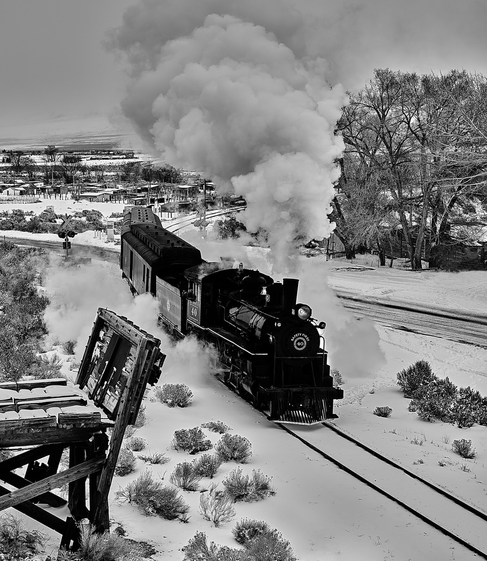 FUJI 50R STEAM ENGINES IN THE COLD OF WINTER