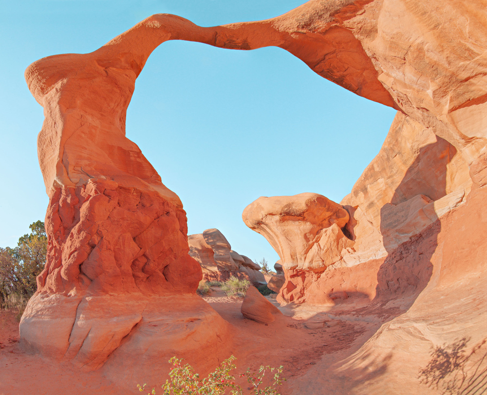 Metate Arch
