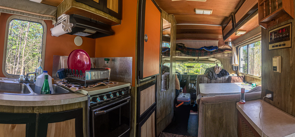 The Minnie Winnie interior. Carl slept in the overhead bunk. I slept on the sofa (not pictured behind the camera).