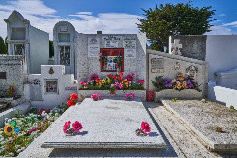 Cemetery plot