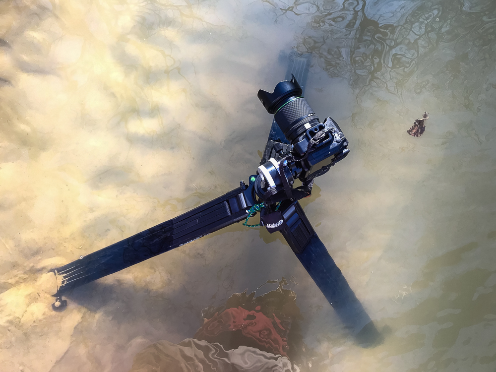 No concern of water being trapped in the legs.