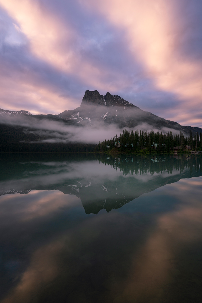 This image was shot as part of a timelapse at f/11. Clarity is the word I keep coming back to when describing this lens. 
