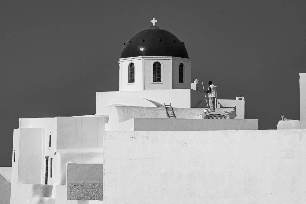 How Santorini Buildings Stay White