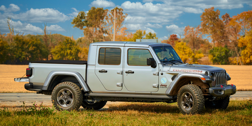 I had to shoot the Jeep. I love this truck. I get 25 years younger everytime I drive it. So much fun!