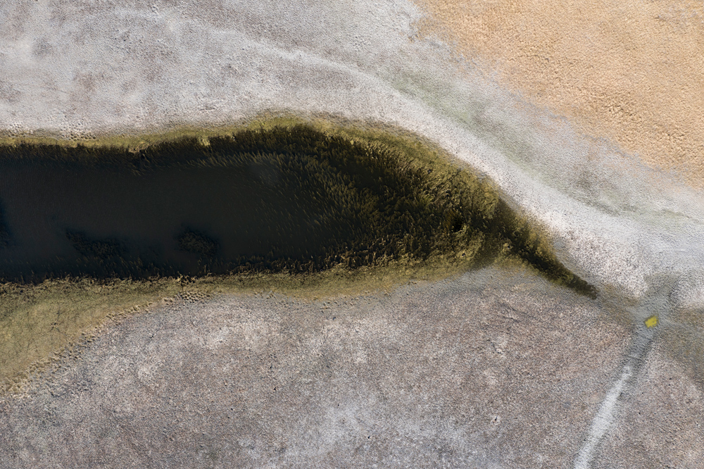 Steven Raskin (USA) Eye on the Prize from the Hover series http://www.stevenraskinphotography.com/