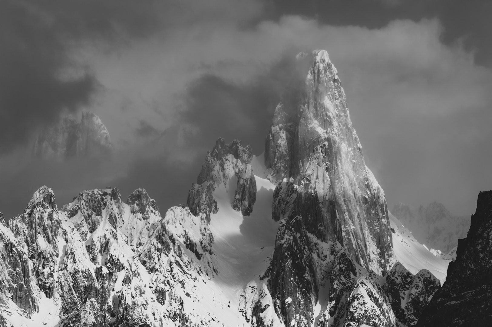 Uli Biaho Tower (6109 m), Baltoro Muztagh, Karakoram Mountains, Pakistan