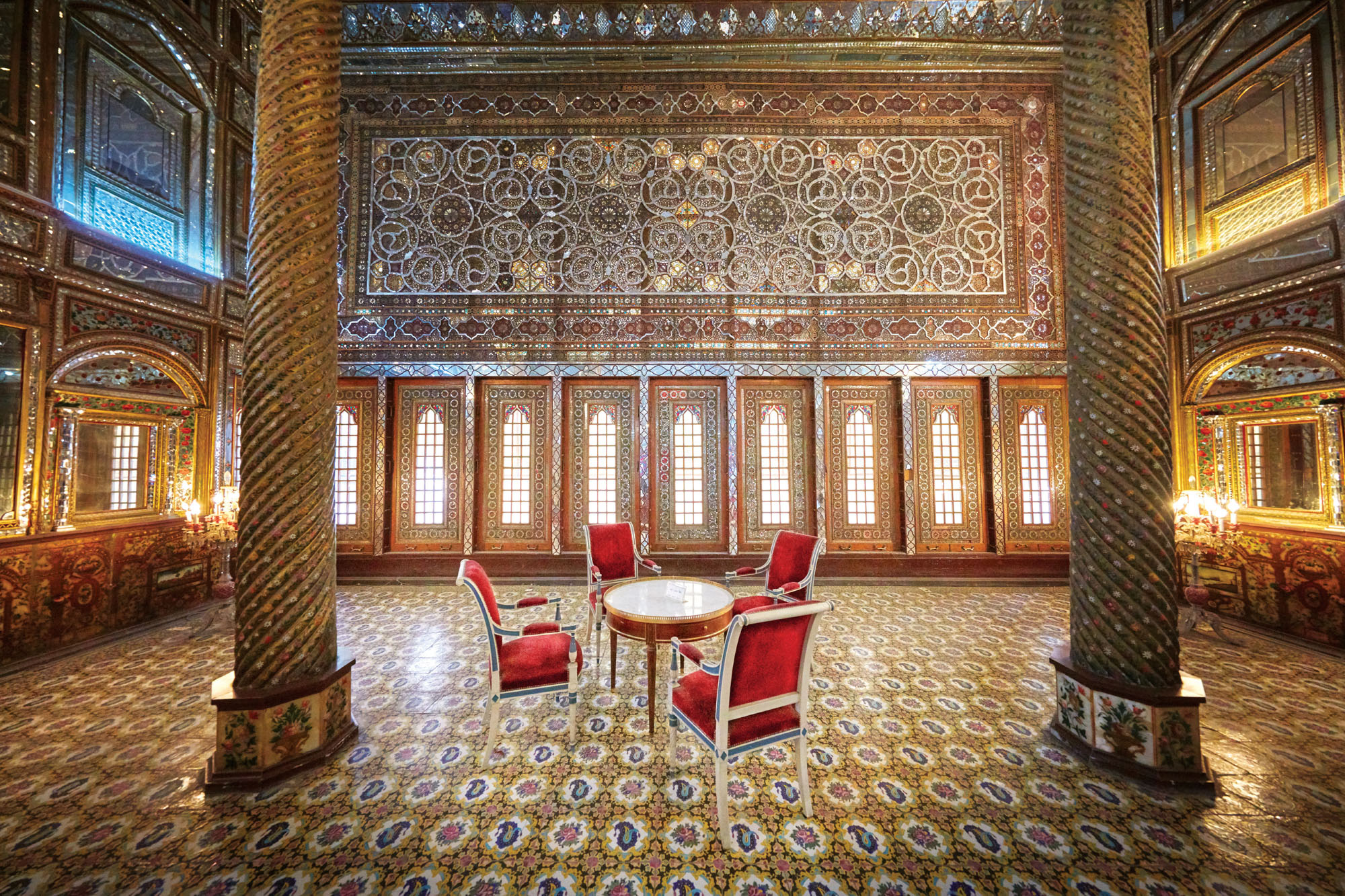 Golestan Palace, Tehran, Iran. Canon EOS 5DSR, 11-14mm lens, f5 @ 1/40 second, ISO 3200.