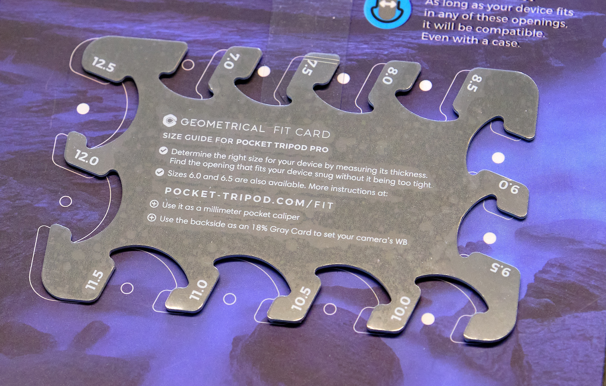 Card board gage that will help you choose the iPhone insert that fits your phone best, with or without the case.