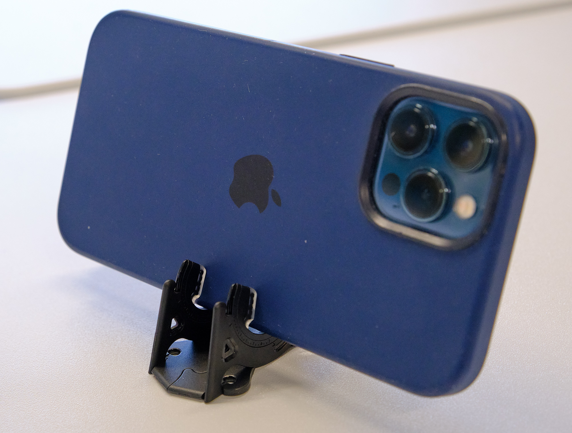 Next insert your phone and you are ready to go