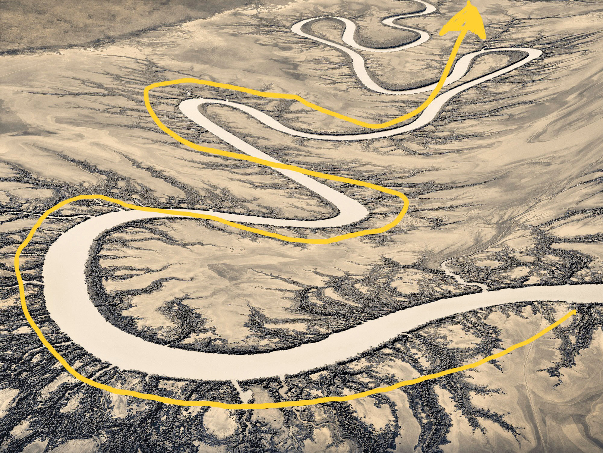 Some compositional lines are easy to see - it's just a matter of setting up your camera angel