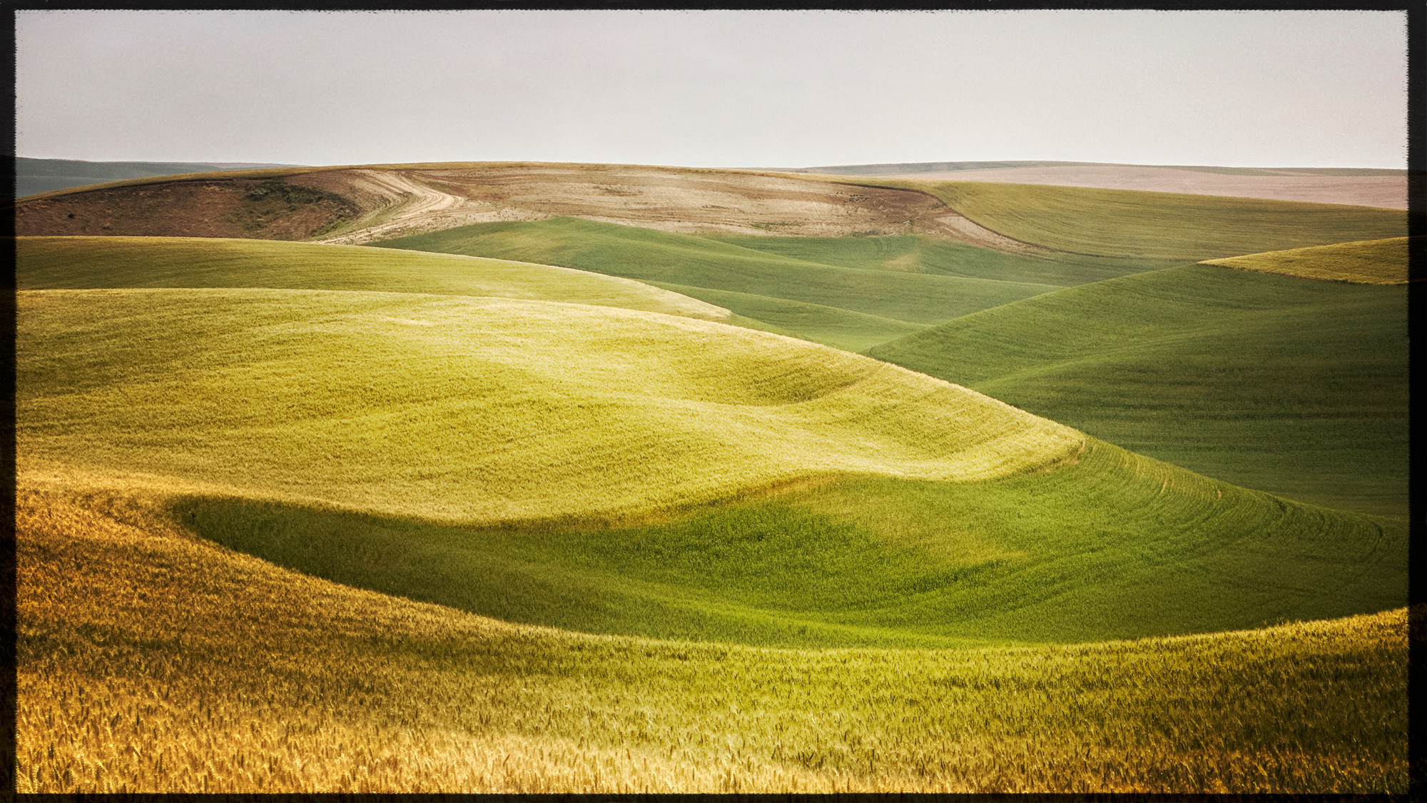 You are surrounded just about everywhere you look with beautiful landscapes