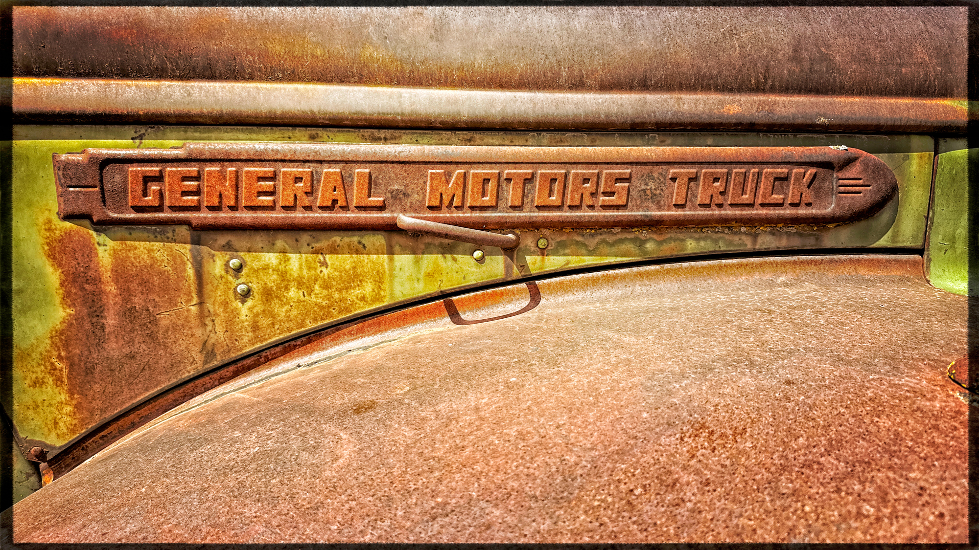 Rust and faded paint. This what makes the Palouse special.