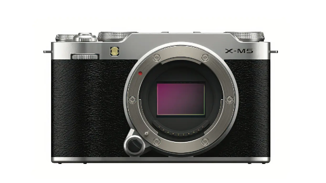 X-M5: Fujifilm's Compact Contender in the Mirrorless Arena