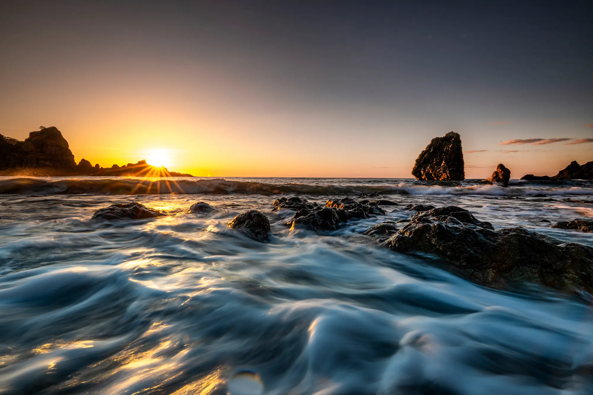 レア！Staring At The Sea • The Images 日本盤LD Off the Beaten Path Along the Sea of Japan & Ocean Stacks