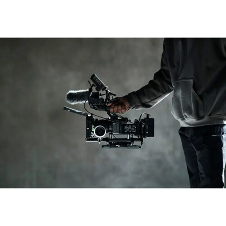 ファイターたけし　ビデオカメラ Sony FX2 Full-Frame Cinema Camera with XLR Handle — Glazer's Camera