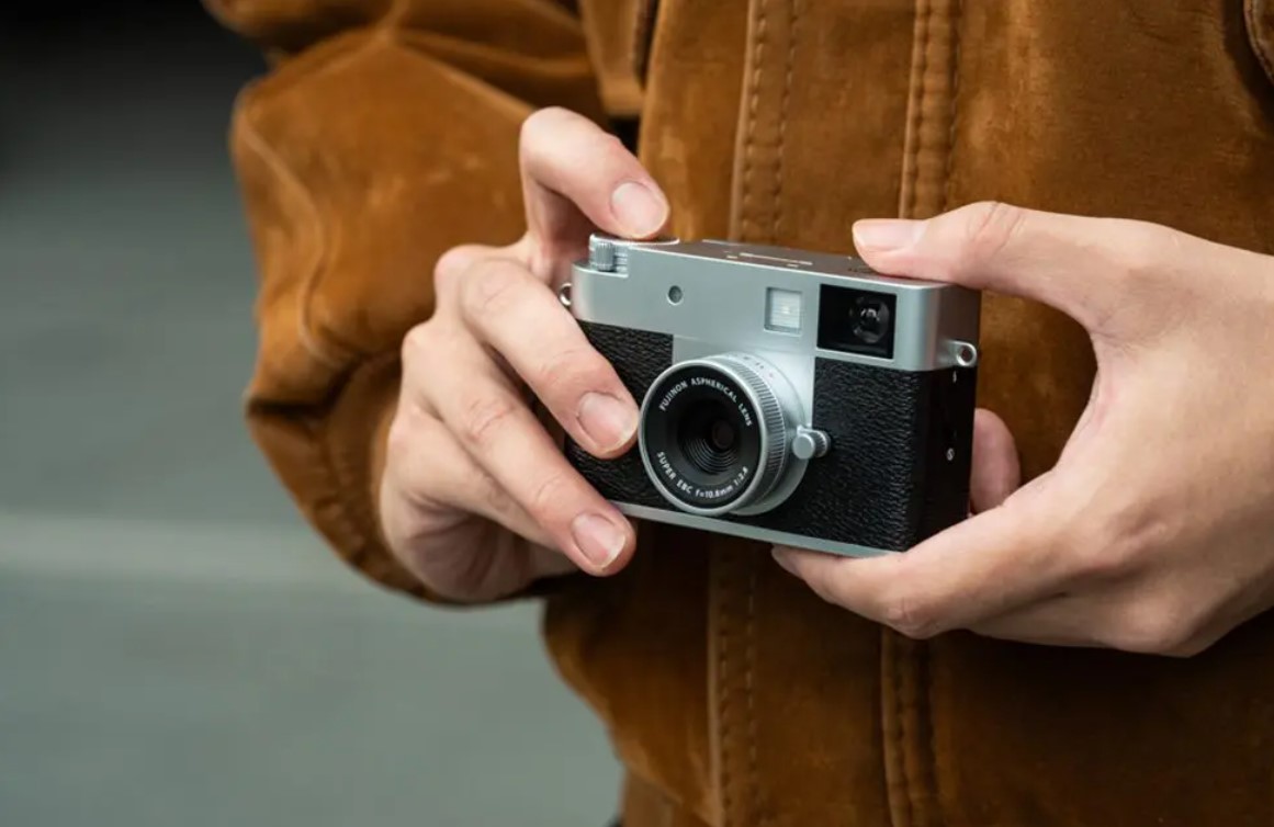 fuji x half