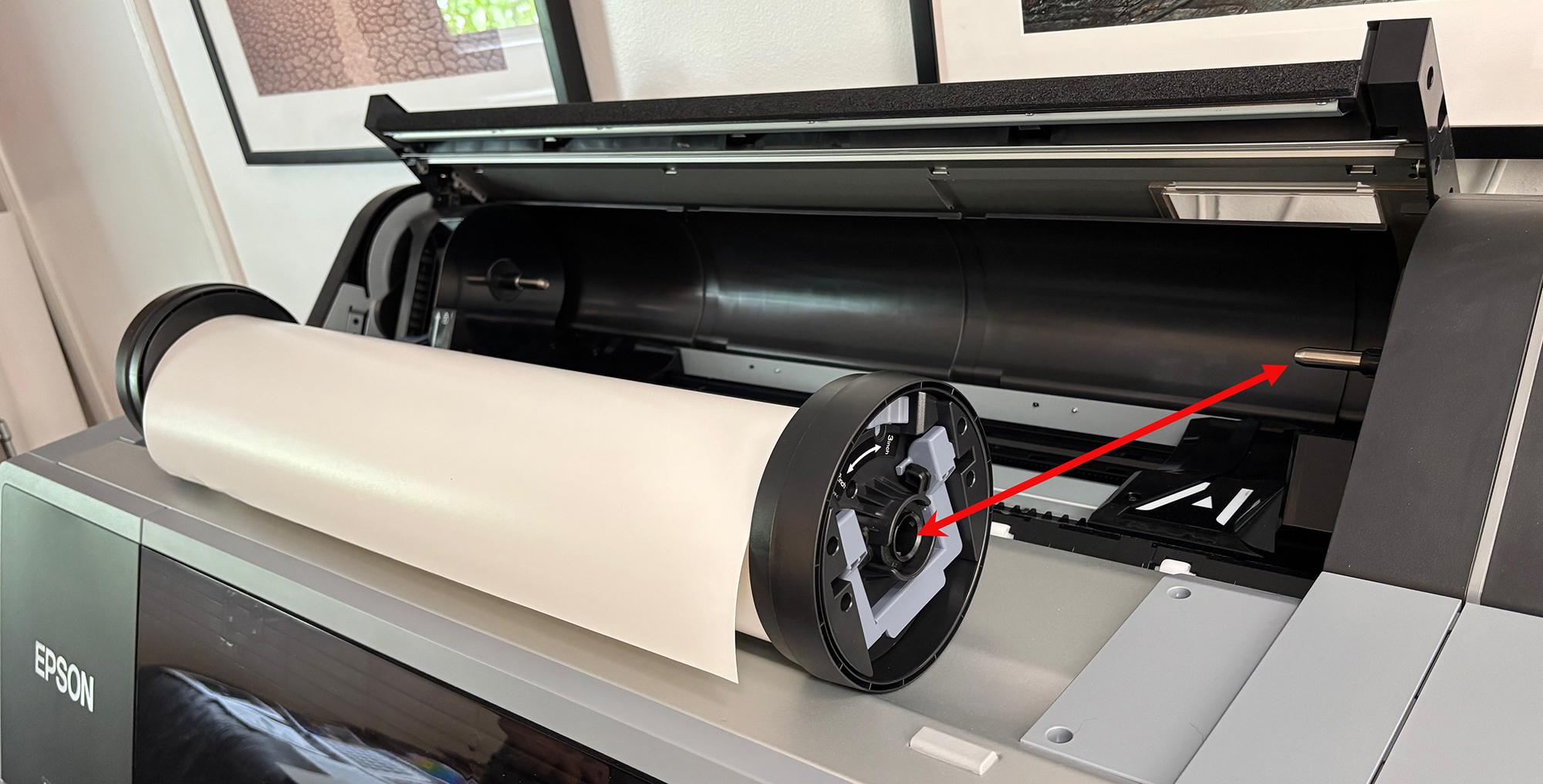 Figure 17. Roll Holder mechanism