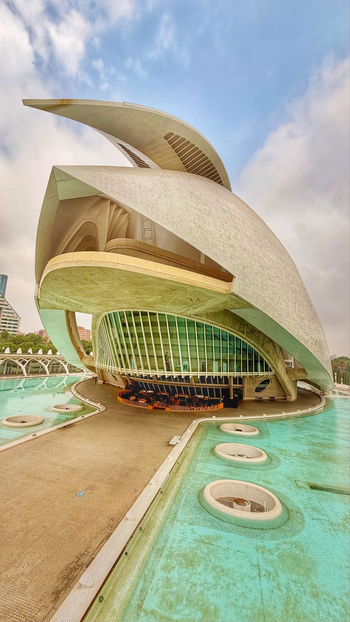 Valencia's Palau de les Arts beside reflecting pools.
