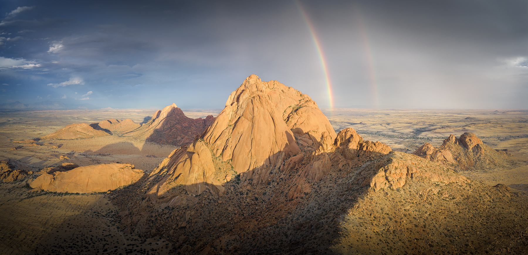 murphy osborne composition Rainbows at Spitzkoppe