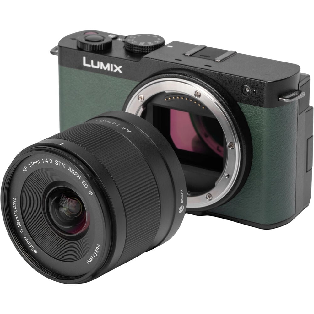 Viltrox AF 14mm f/4 Air L lens mounted on a mirrorless camera