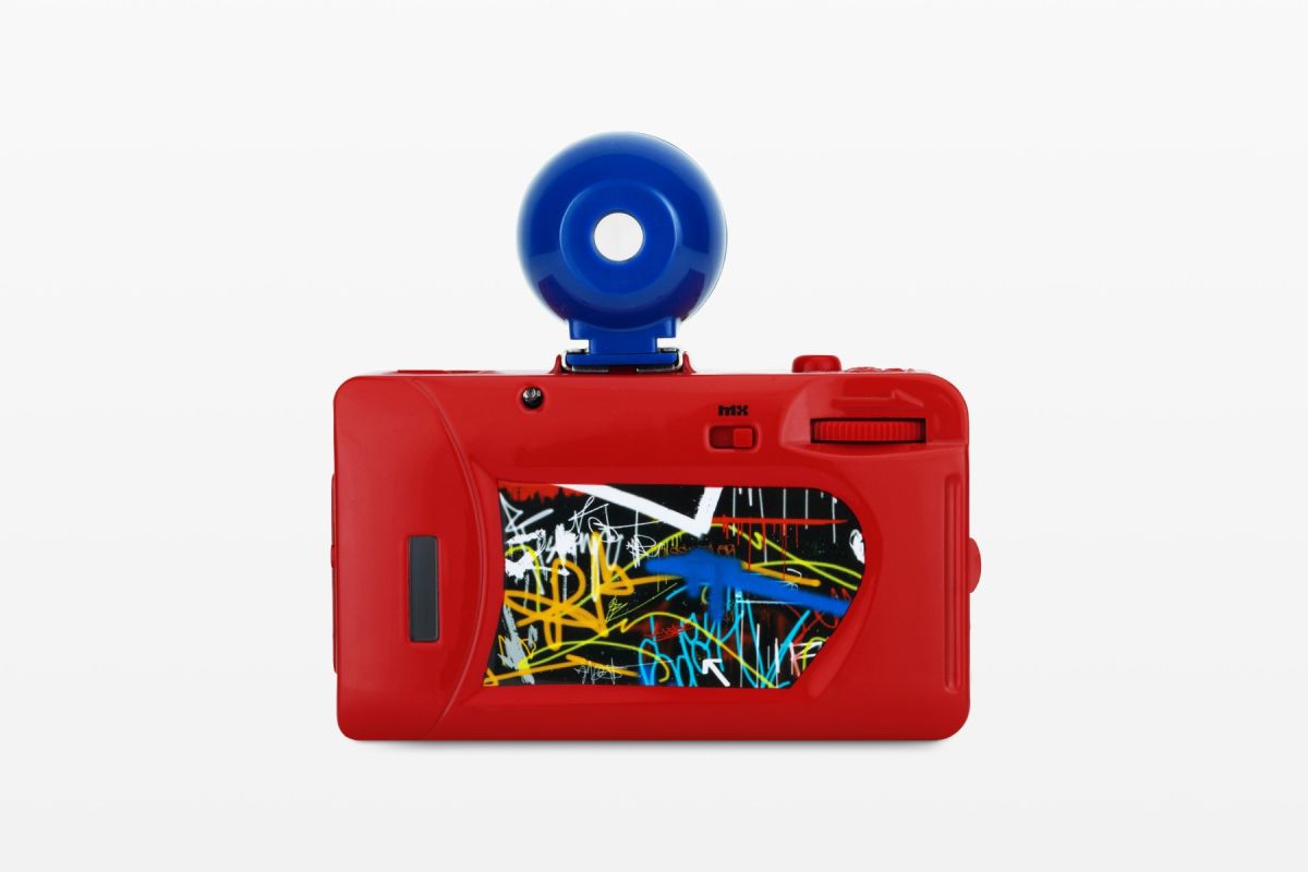 fisheye graffiti back on grey