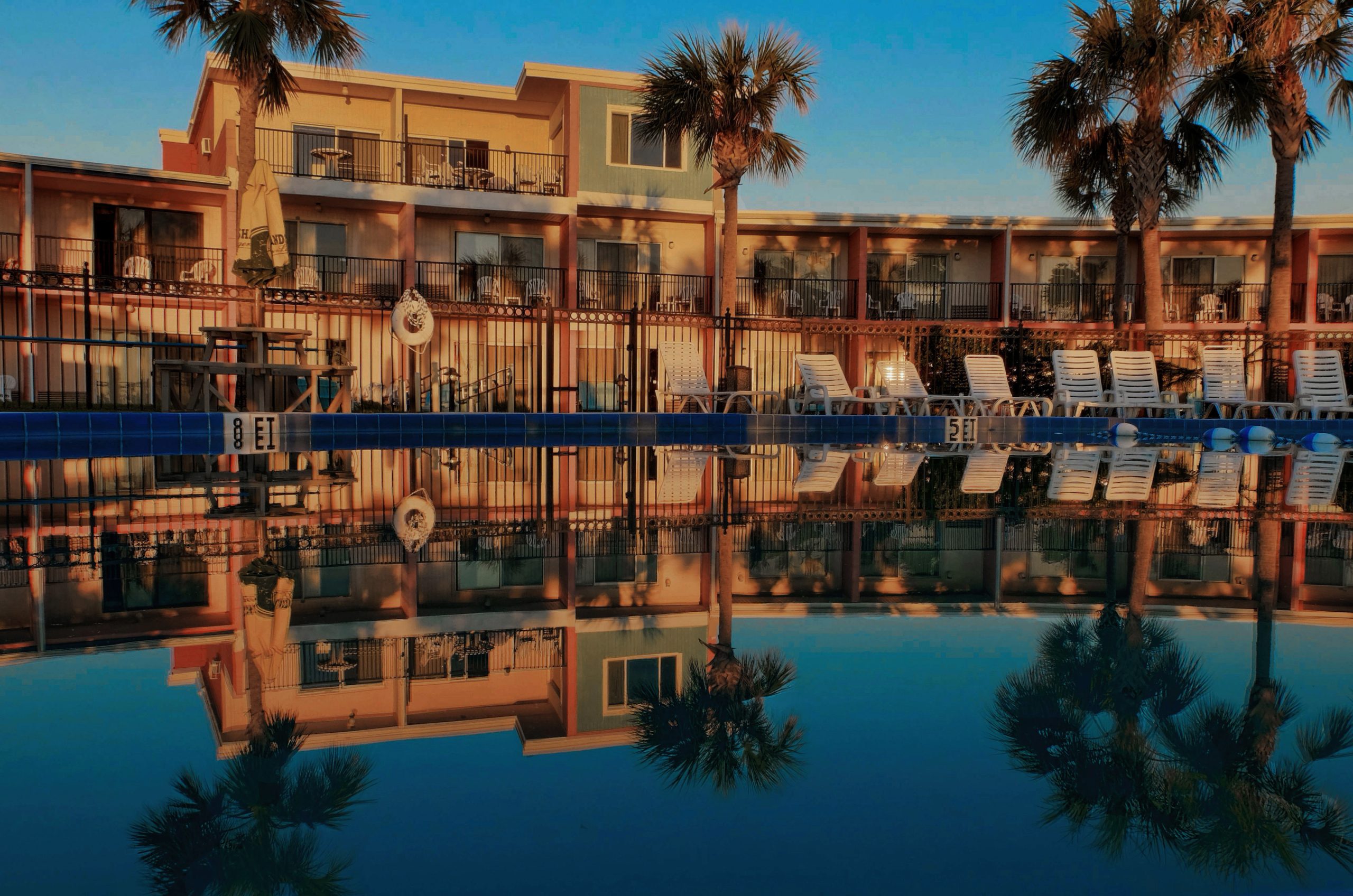 tom reed reflections motel
